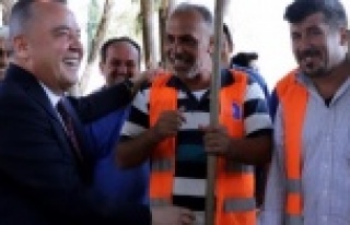 Böcek işçiye ödeyeceği asgari ücreti açıkladı