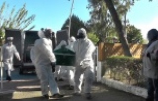 Covid-19’a yenik düşen emekli bürokrat, yaş...