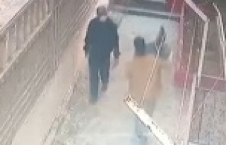 Depodan eşya çalıp çıkarken apartman yöneticisine...