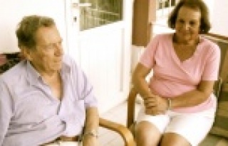 Eski başkanın eşi evinde ölü bulundu