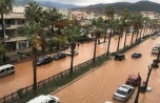 Gazipaşa'da kısa süren şiddetli yağış...