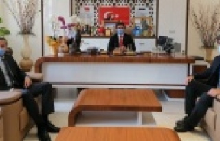 Müdür Yılmaz'a ziyaretler sürüyor