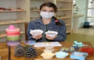 Sabun ve çamur, özel ellerde sanata dönüşüyor