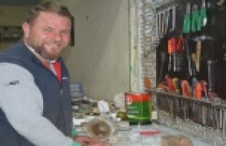 Sahnelerden, konserlerden, bobinaj ustalığına dönüş