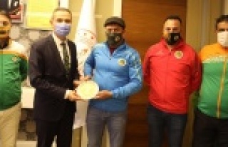 Şimşeklerden Müdür Er'e hayırlı olsun ziyareti