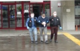 Şüphe üzerine durdurulan otomobilde uyuşturucu...