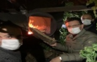 AK Partili Uslu'dan seralara nöbet ziyareti