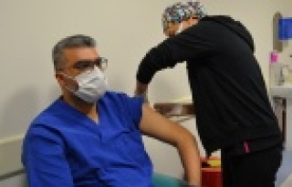 Alanya'da Covid-19 aşısı yapılan kişi sayısını...