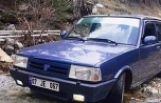 Alanya'da evinin önünden arabayı çaldılar