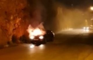 Alanya'da korkutan araç yangını