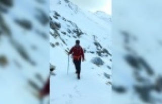 Alanya'nın zirvesi beyaza büründü