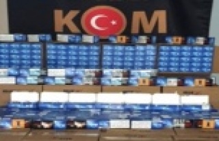 Alanya’da şüpheli araçta 400 bin adet makaron...