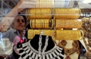 Altın fiyatlarında düşüş sürüyor