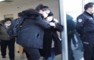 Antalya'da otomobil ve traktör çarpıştı:...