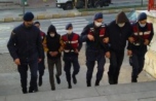 Antalya'da uyuşturucu şebekesine darbe: 8 tutuklama