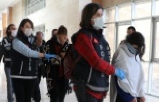 Antalya’da 1 milyon liralık ziynet eşyası vurgunu...