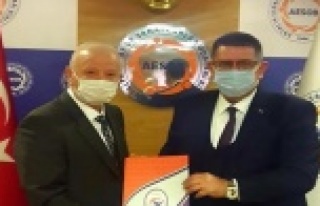 Başkan Demir, esnafın taleplerini iletti