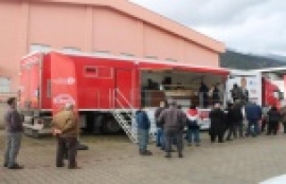 Halk Et Tırı’nda bir günde bir ton et ürünü...