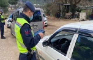 Trafik kazalarındaki en önemli sebep cep telefonu