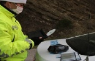 Yurt genelinde yük taşıyan araçlara yönelik denetimler...