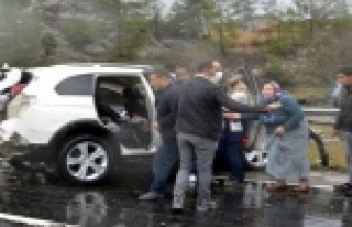 4 aracın karıştığı kazadan sıcak görüntüler