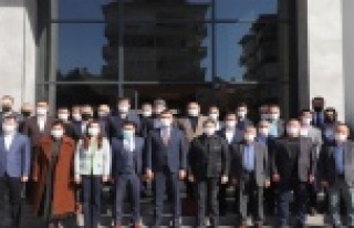 Alanya Ak Parti yönetimi toplandı