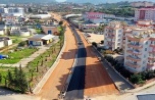 Alanya Belediyesi asfalt çalışmalarına devam ediyor