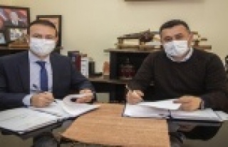 Alanya'da 30. Triatlon yarışları için imzalar...