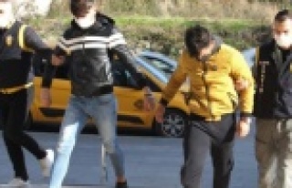 Alanya'da 4 motosiklet hırsızlığına karışan...