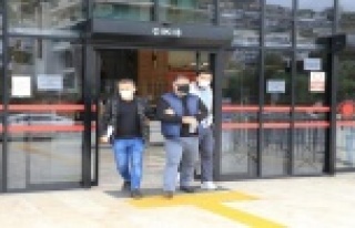 Alanya'da aranan 3 şüpheli yakalandı