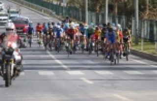 Alanya'da bisiklet yarışı yapıldı