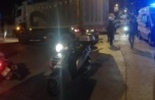 Alanya'da kamyonla motosiklet çarpıştı: 1...