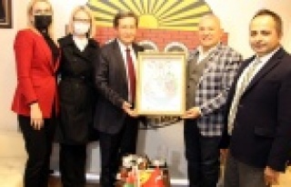 Alanya'yı anlatan Şahin'den yatırım...