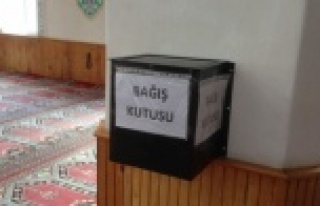 Alanya’da caminin bağış kutusundaki paraları...