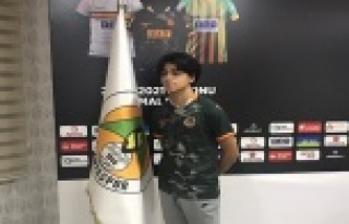 Alanyaspor'dan forvete genç takviye