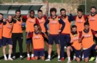 Alanyaspor deplasmandan puanla dönmek istiyor