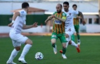 Alanyaspor, Hatay'dan 1 puanla dönüyor