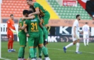 Alanyaspor, uzatmalarda 3 puana ulaştı