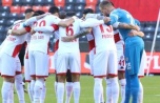 Antalyaspor, yenilmezlik serisini 10 maça çıkardı
