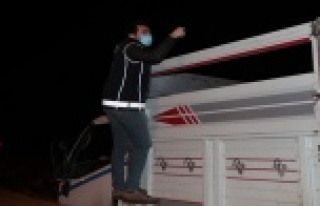 Aranan şahıs ve göçmen kaçakçılığı uygulaması