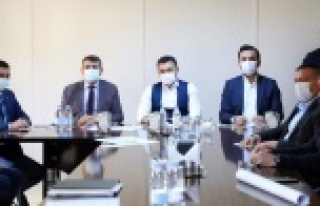 Başkan Yücel'den yeni çevre yolu için ortak...