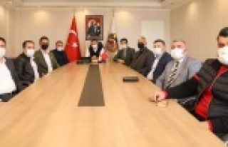 Başkan Yücel'e inşaat dosyası