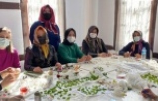 Gönüllü anneler Ahmet için üretiyor