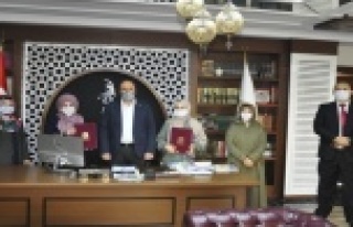 Hafızlığını uzaktan tamamlayan öğrencilere...