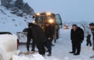 Hayvanları beslemek için gittikleri Giden Gelmez...