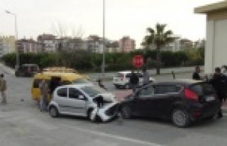 Komşuda zincirleme kaza