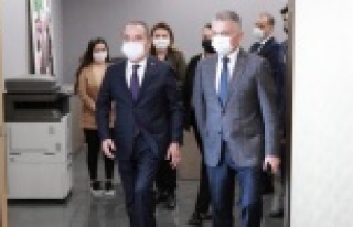 Vali Yazıcı ve Başkan Böcek Antalya'yı konuştu