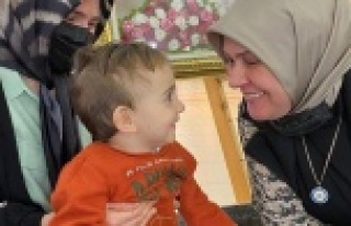 Yücel çiftinden minik Ahmet'e destek