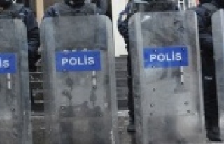 Yürüyüş, oturma eylemleri ve imza kampanyaları...