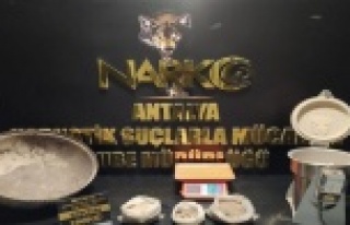 2 kilo 420 gram eroin ile yakalanan şüpheli tutuklandı